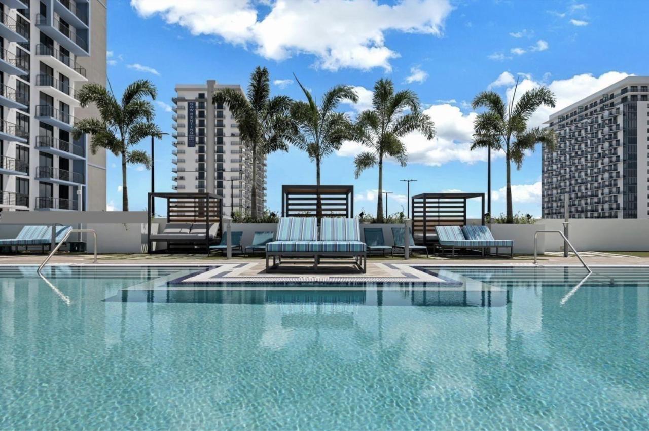 Downtown Doral, Florida. New Condo Style Resort. Buitenkant foto