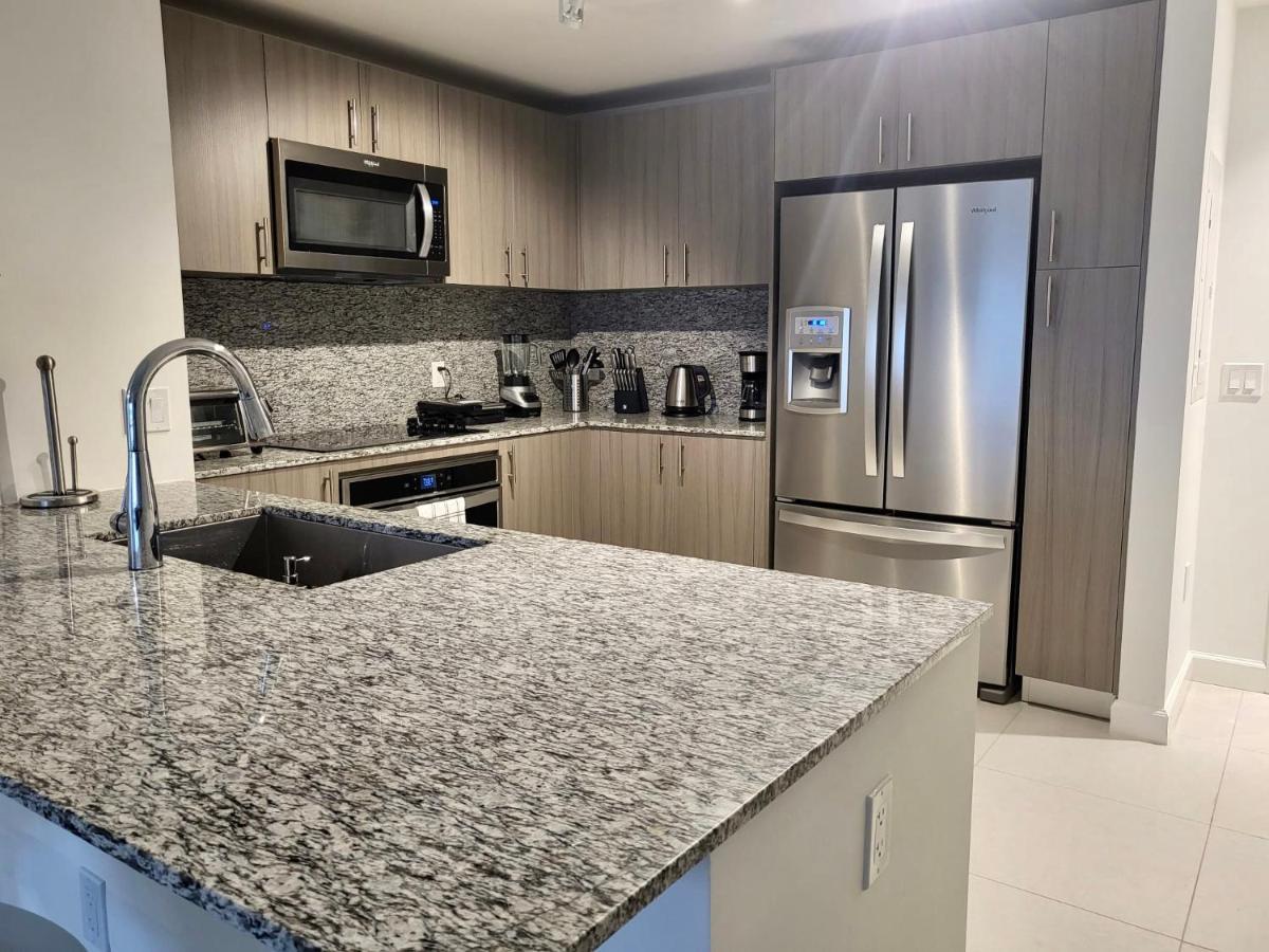Downtown Doral, Florida. New Condo Style Resort. Buitenkant foto